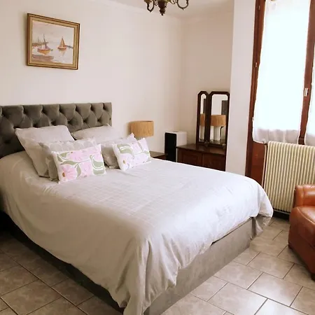 House With Terrace Center & Beaches Дом отдыха *