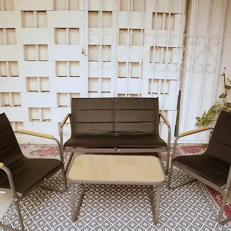 House With Terrace Center & Beaches * Μπεζιέ